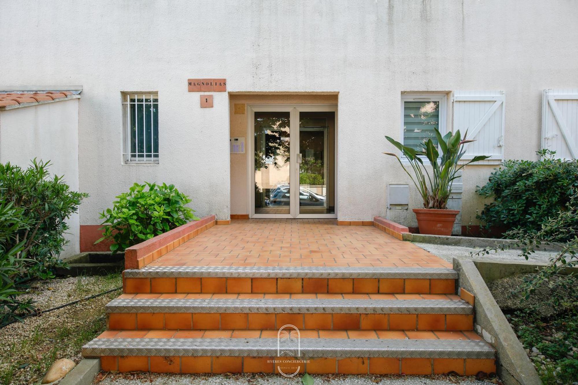 Hyeres Proche Centre - Appartement 1 Chambre Clim Pk Wifi By Hc Eksteriør bilde